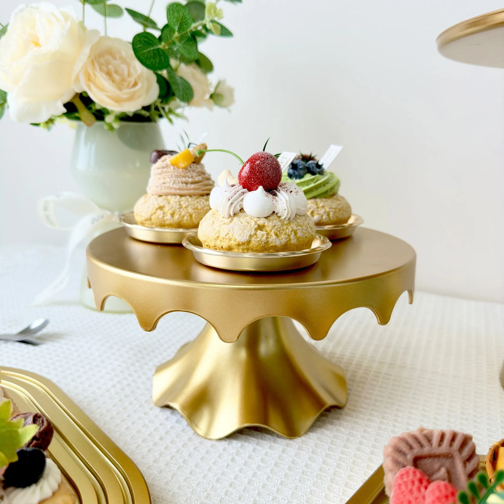 Elegant cake & dessert display stand